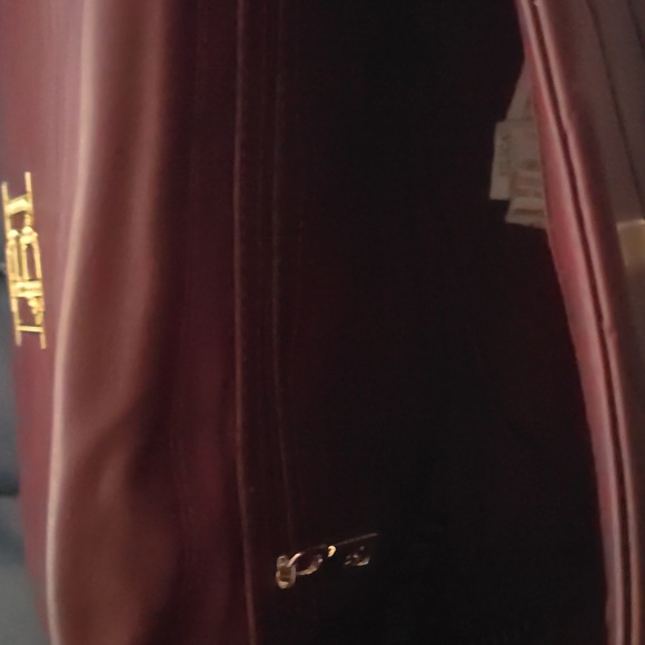 NWT Badgley Mischka large crossbody - Picture 4 of 4